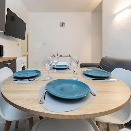 Apartment Design Moderno Nel Centro Di Santa Teresa *